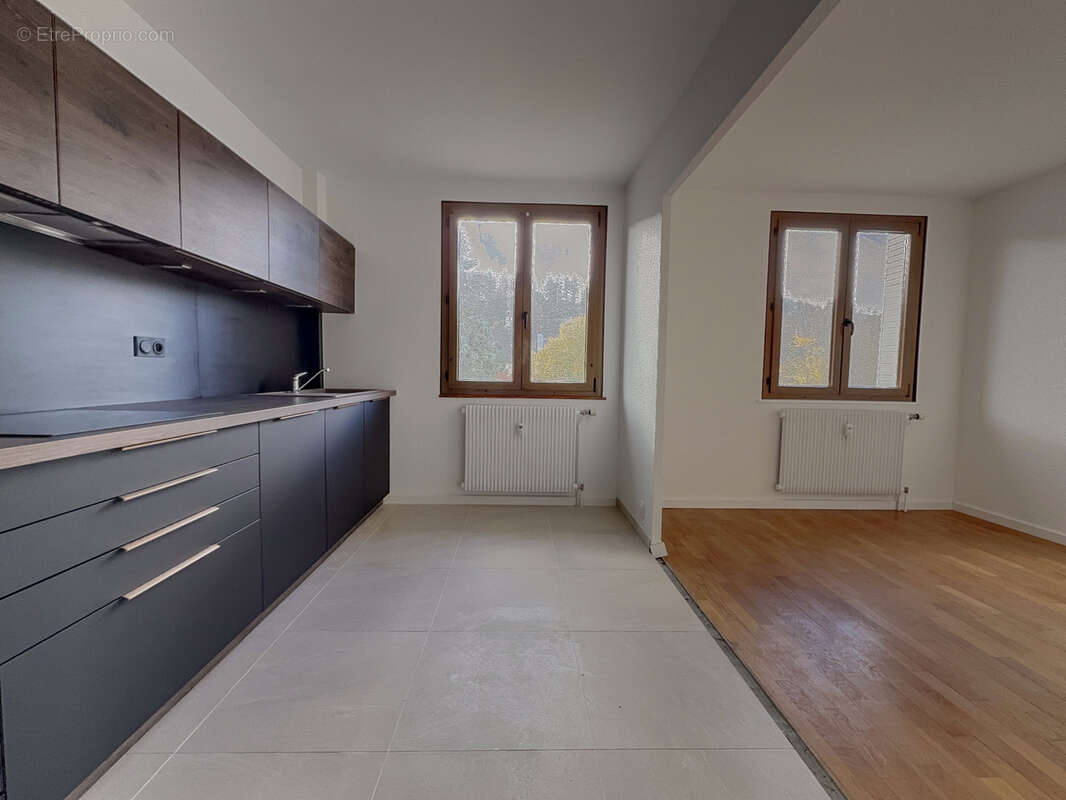 Appartement à MAICHE