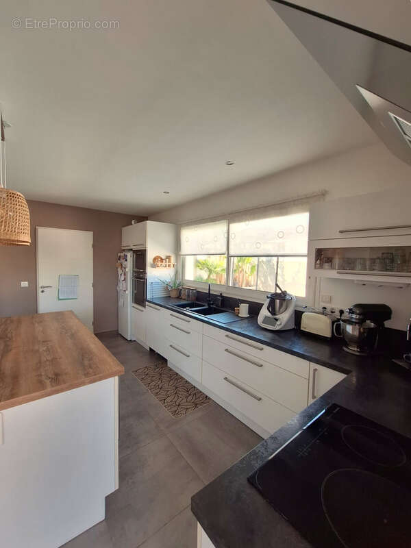 Maison à SAINT-BAUZILLE-DE-PUTOIS