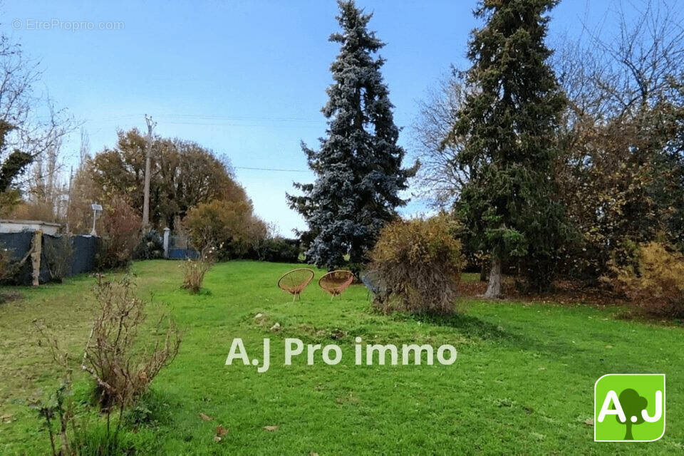 Terrain à SAINT-ANDRE-DE-L'EURE