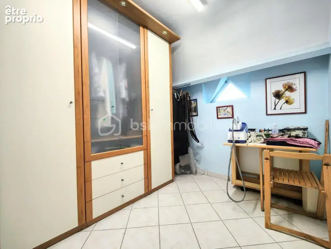 Maison familiale 5 ch av sous-sol, jardin clos arboré et parking - photo 17