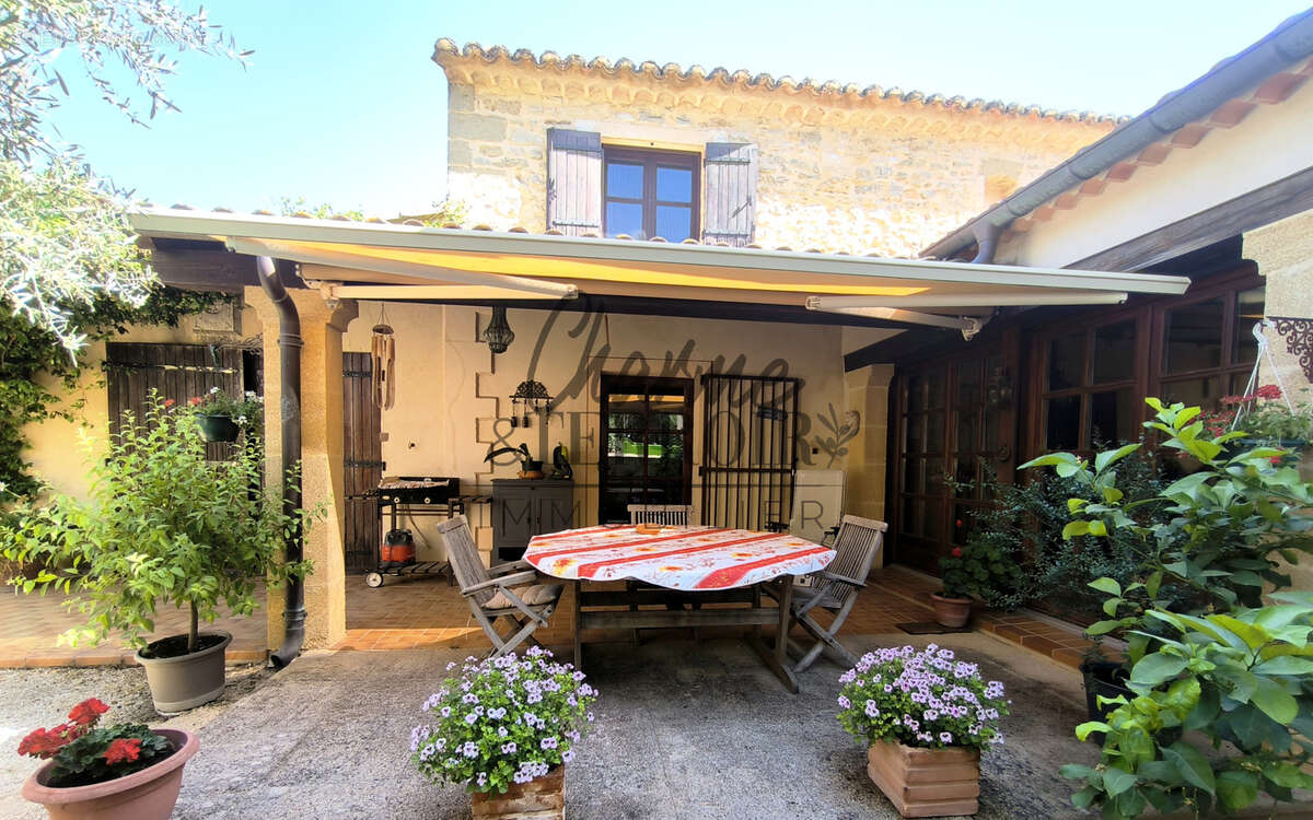 Maison à UZES