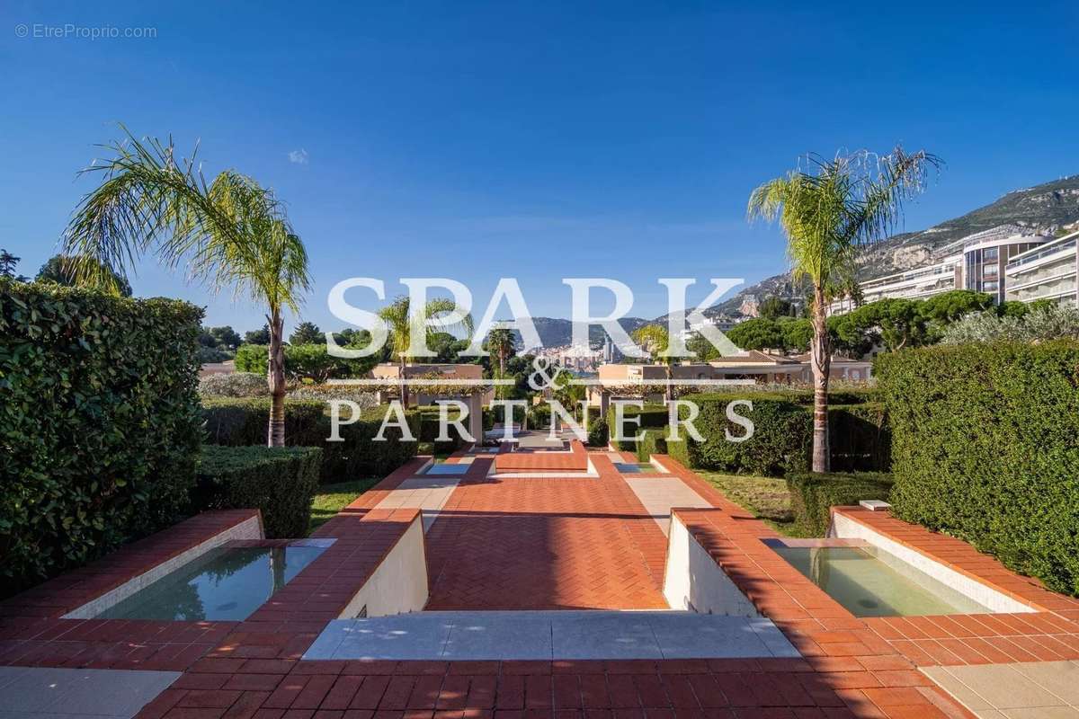 Appartement à ROQUEBRUNE-CAP-MARTIN