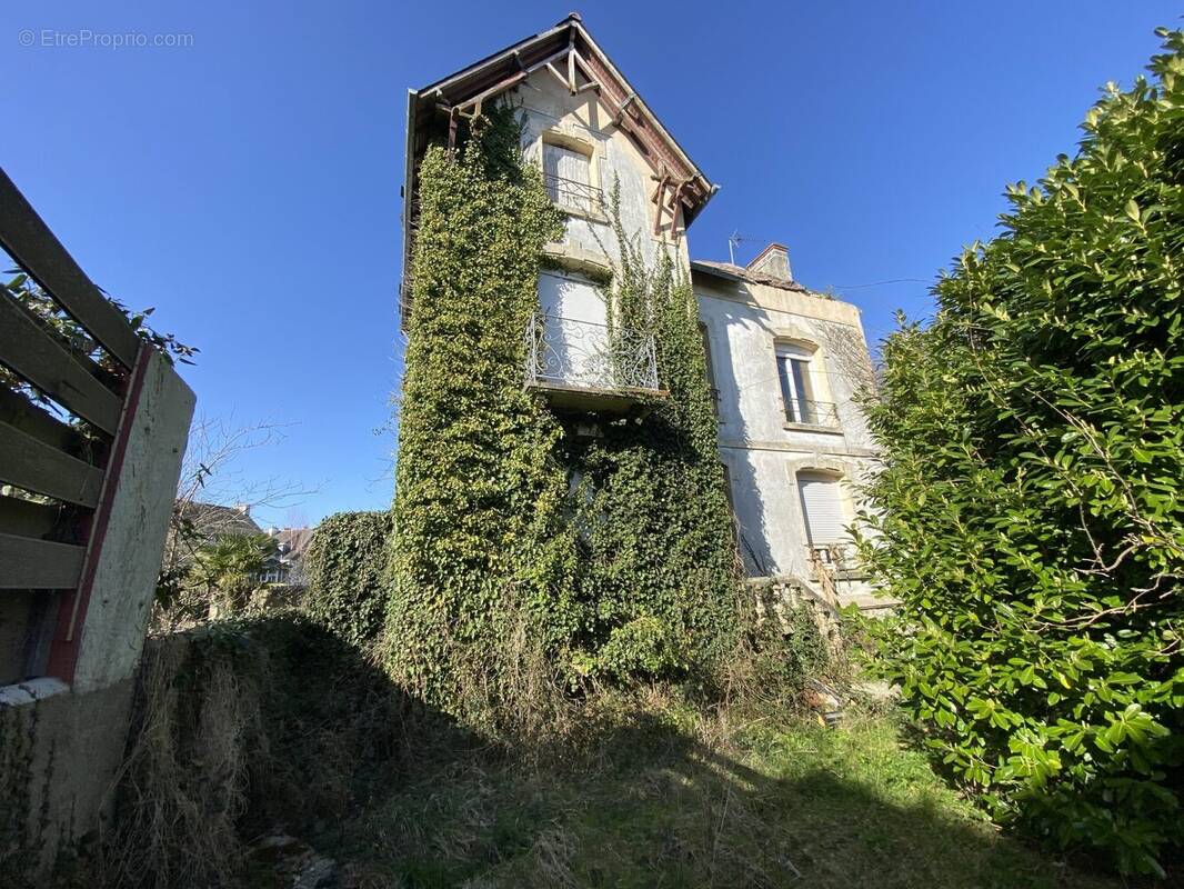 Terrain à HENNEBONT