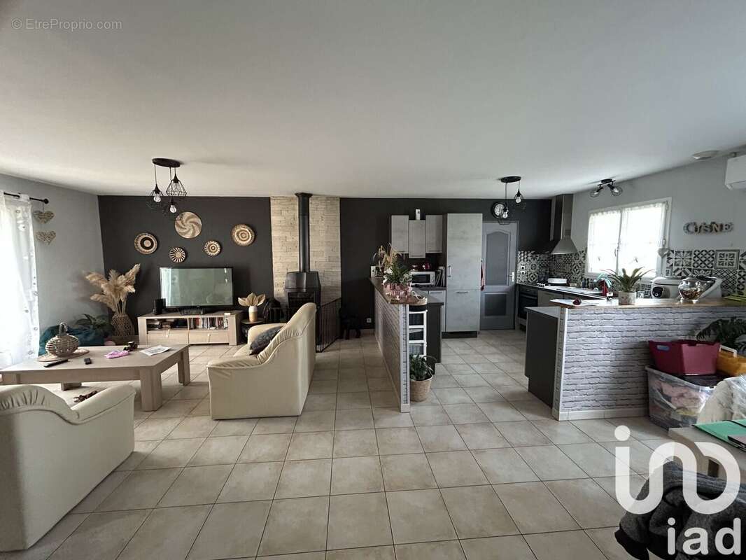 Photo 4 - Maison à SAINT-BENOIT-DU-SAULT