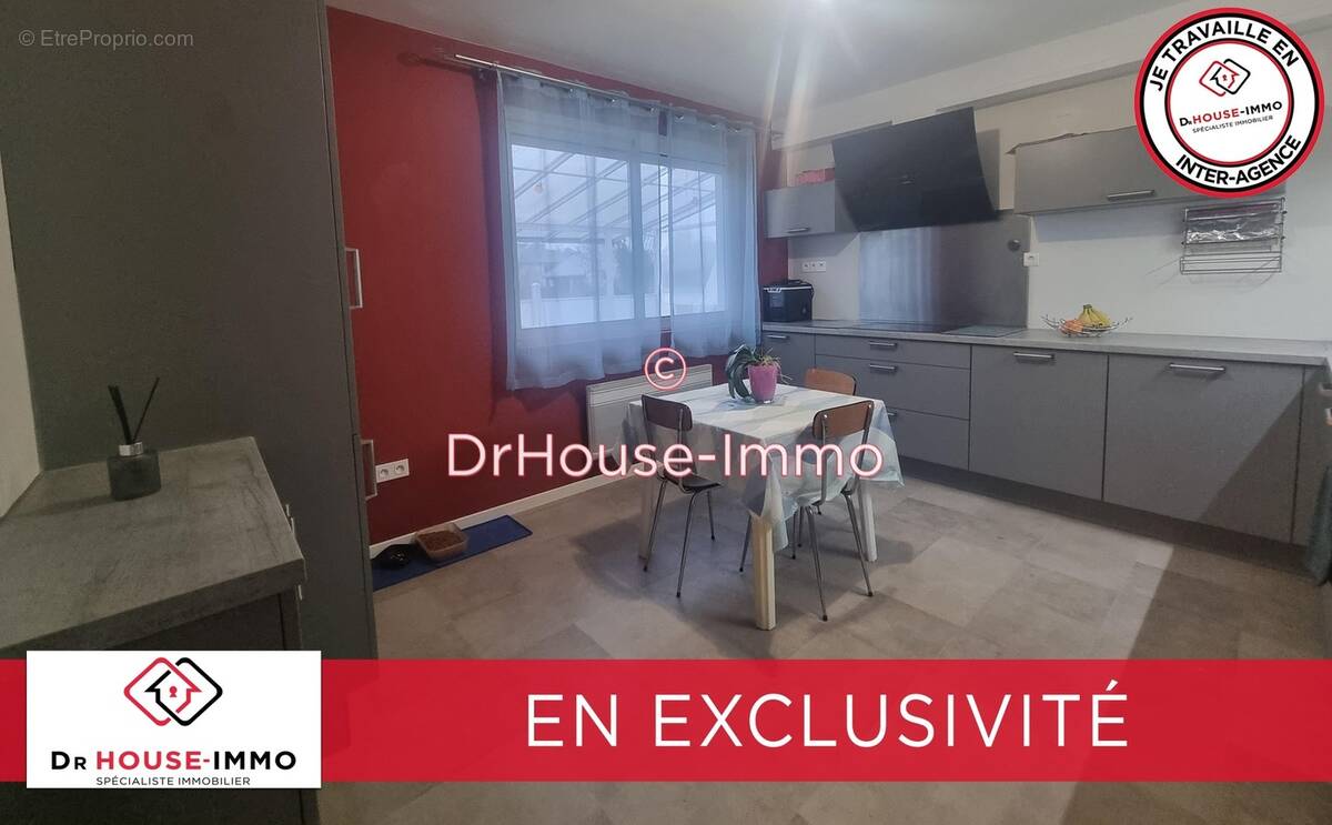 Maison à LUC-LA-PRIMAUBE