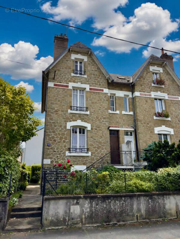 Maison à BRIVE-LA-GAILLARDE