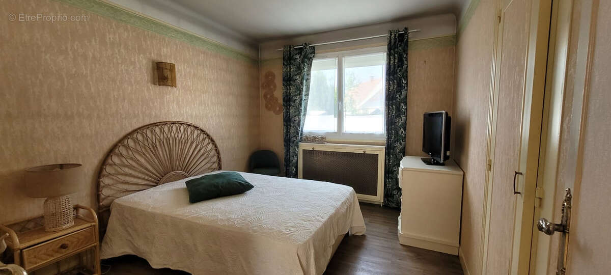 Maison familiale non loin du métro L.14 - photo 5