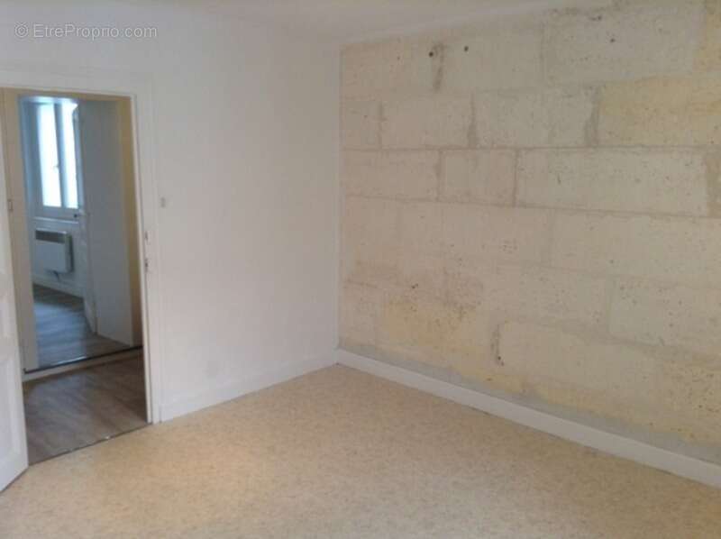 Appartement à RUELLE-SUR-TOUVRE