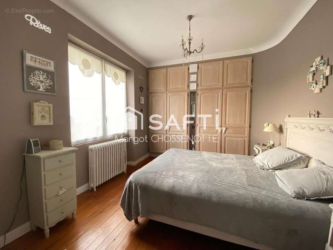 Photo 3 - Maison à SAINT-JEAN-D'ANGELY