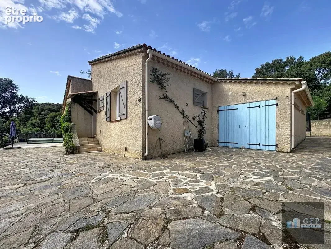 Villa à vendre avec piscine à Bormes-les-Mimosas – Maison 3 chambres avec studio indépendant sur terrain de 1 185 m² - photo 36
