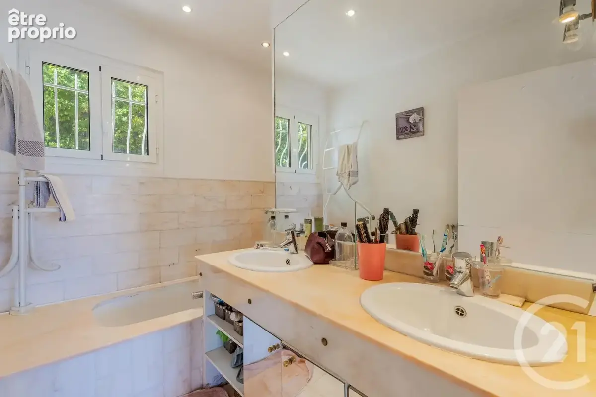 Maison 5 pièces 121 m² à vendre à Nice (06000) - photo 11