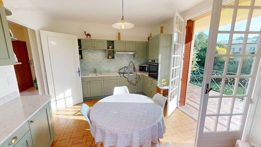 Maison - 195m2 - salles-curan - photo 5