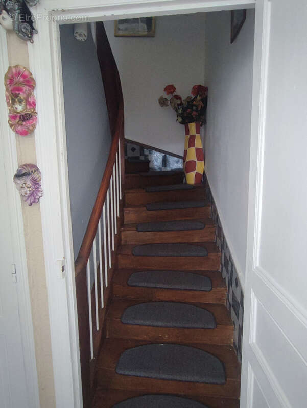 Maison à LA REDORTE