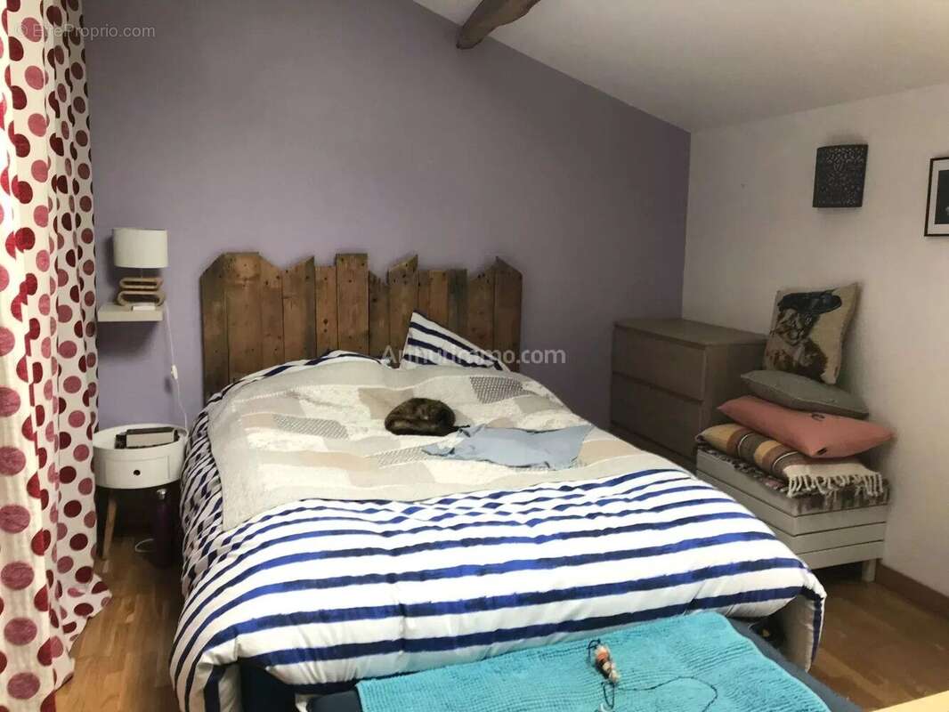 Maison à CHATEAU-GUIBERT