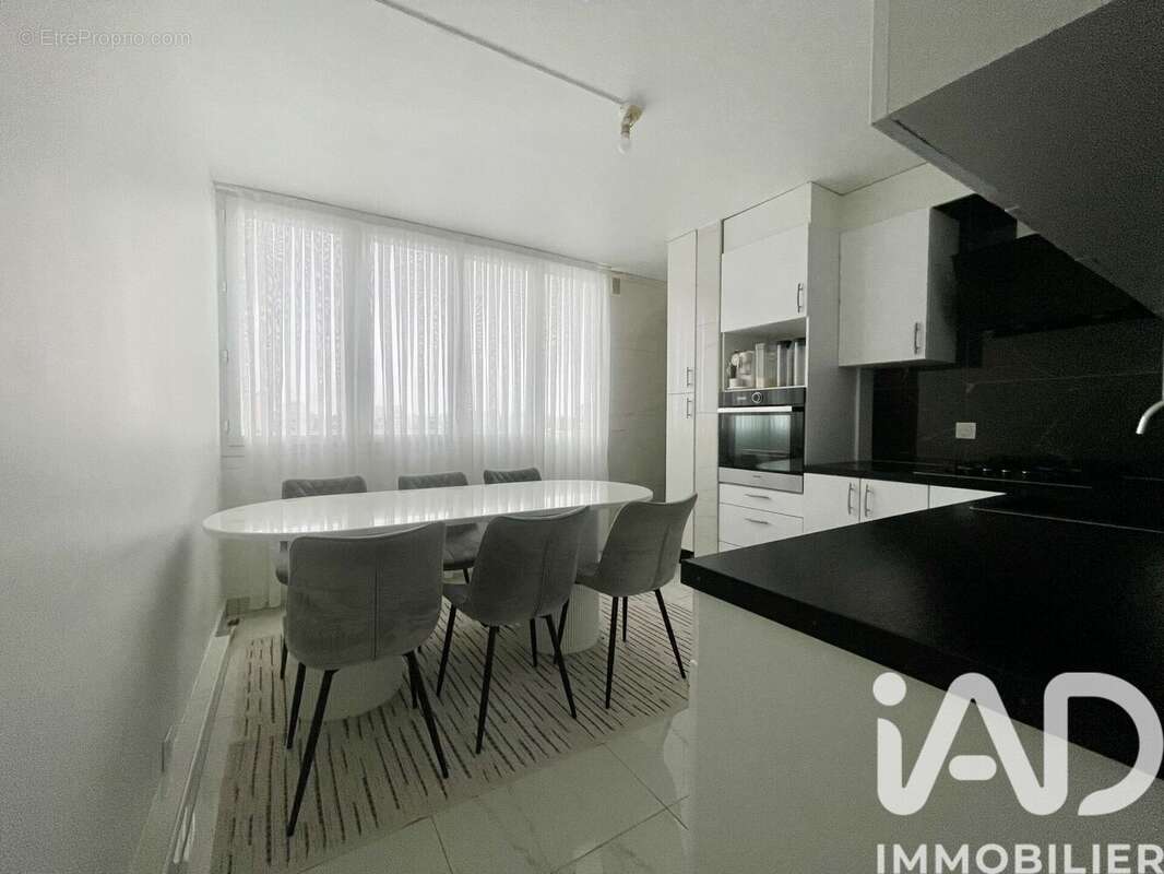 Photo 6 - Appartement à GARGES-LES-GONESSE