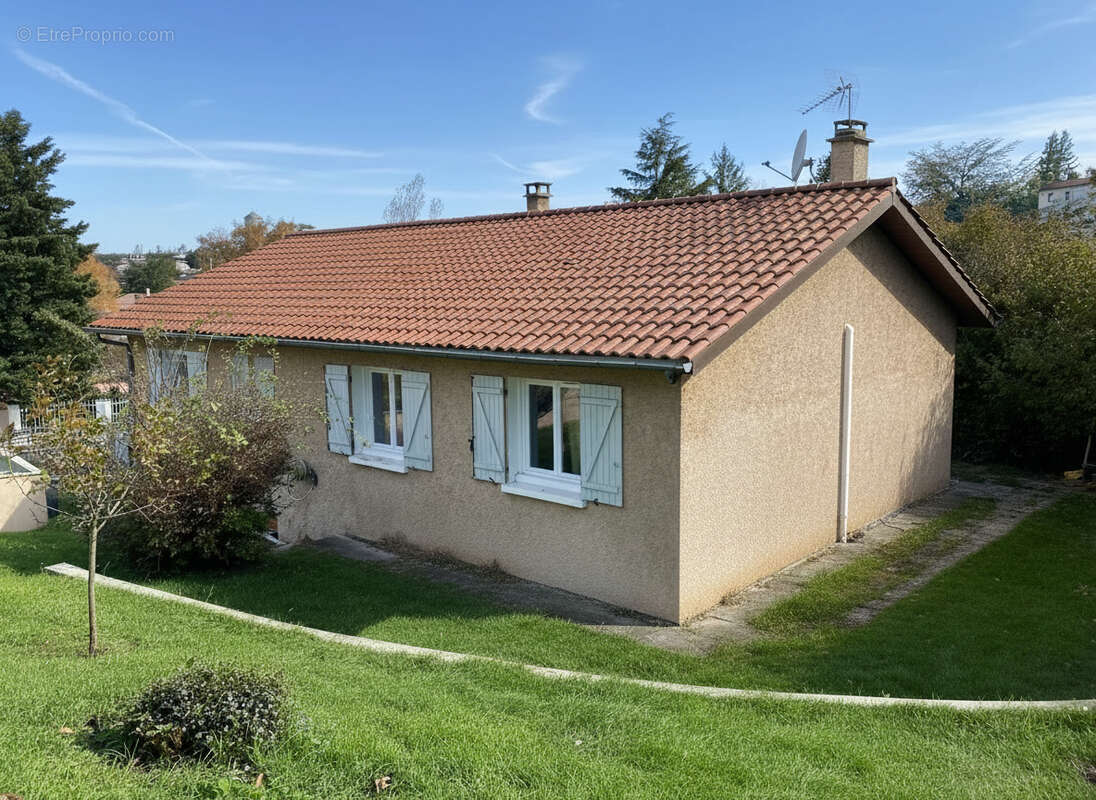Maison à MONTAGNY