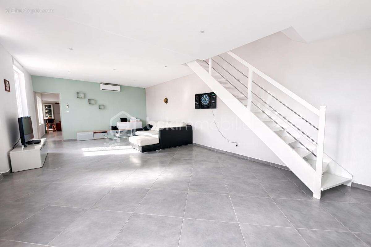 Maison 4 chambres et terrain - photo 3