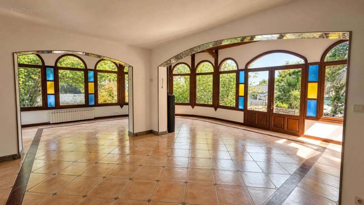 Maison de 10 pièces de 258 m² à Bayonne - photo 11