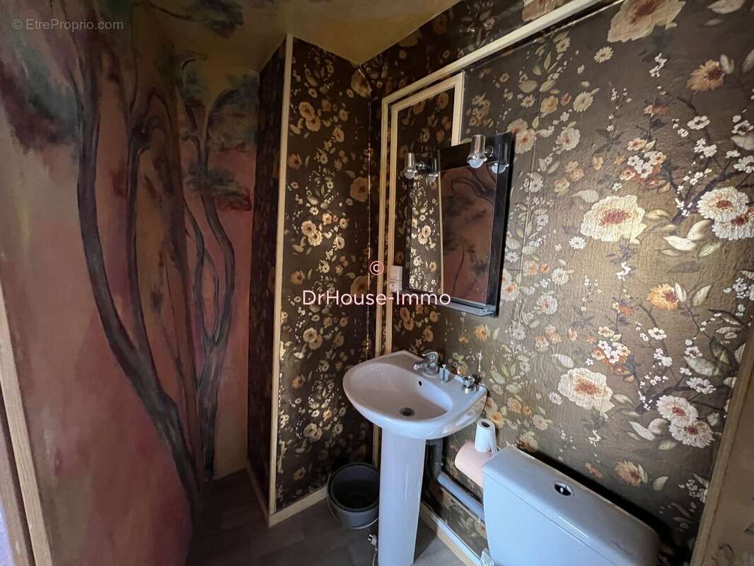 Maison 100 m² à Le Menil-De-Briouze  - photo 6