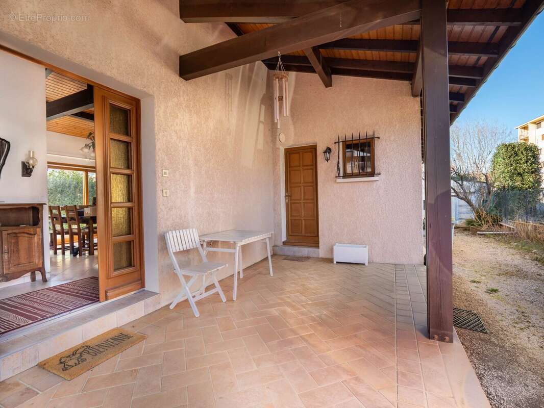 Terrasse - Maison à THONON-LES-BAINS