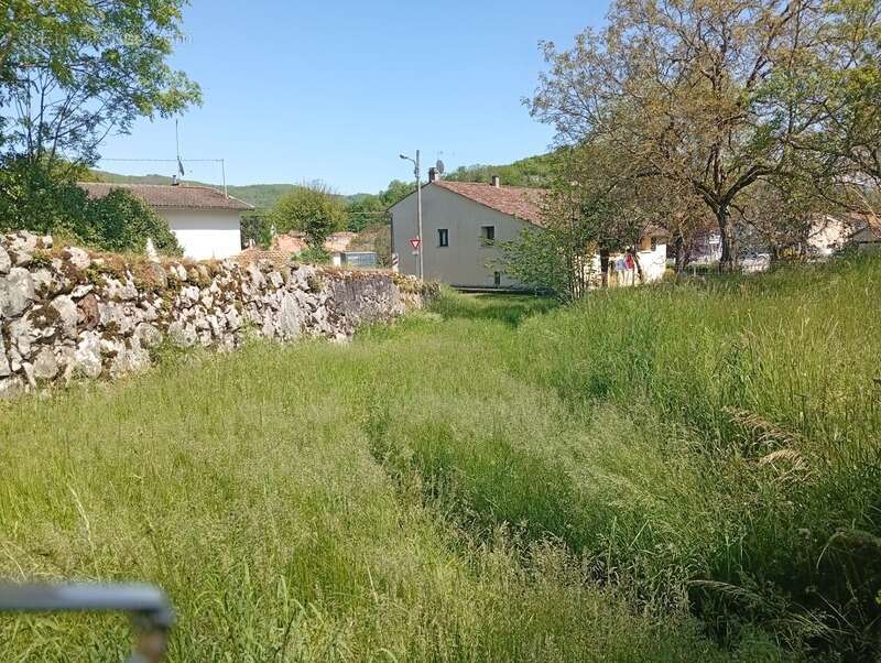 Terrain à CRAMPAGNA