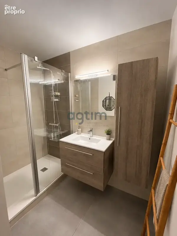 Appartement T4 entièrement rénové - QUARTIER DES HALLES - photo 4