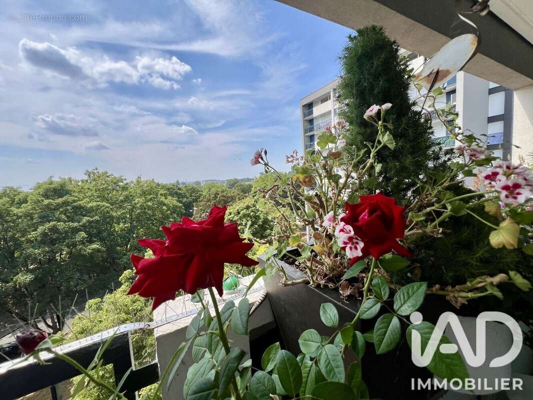 Appartement 78 m² à Sevran  - photo 4