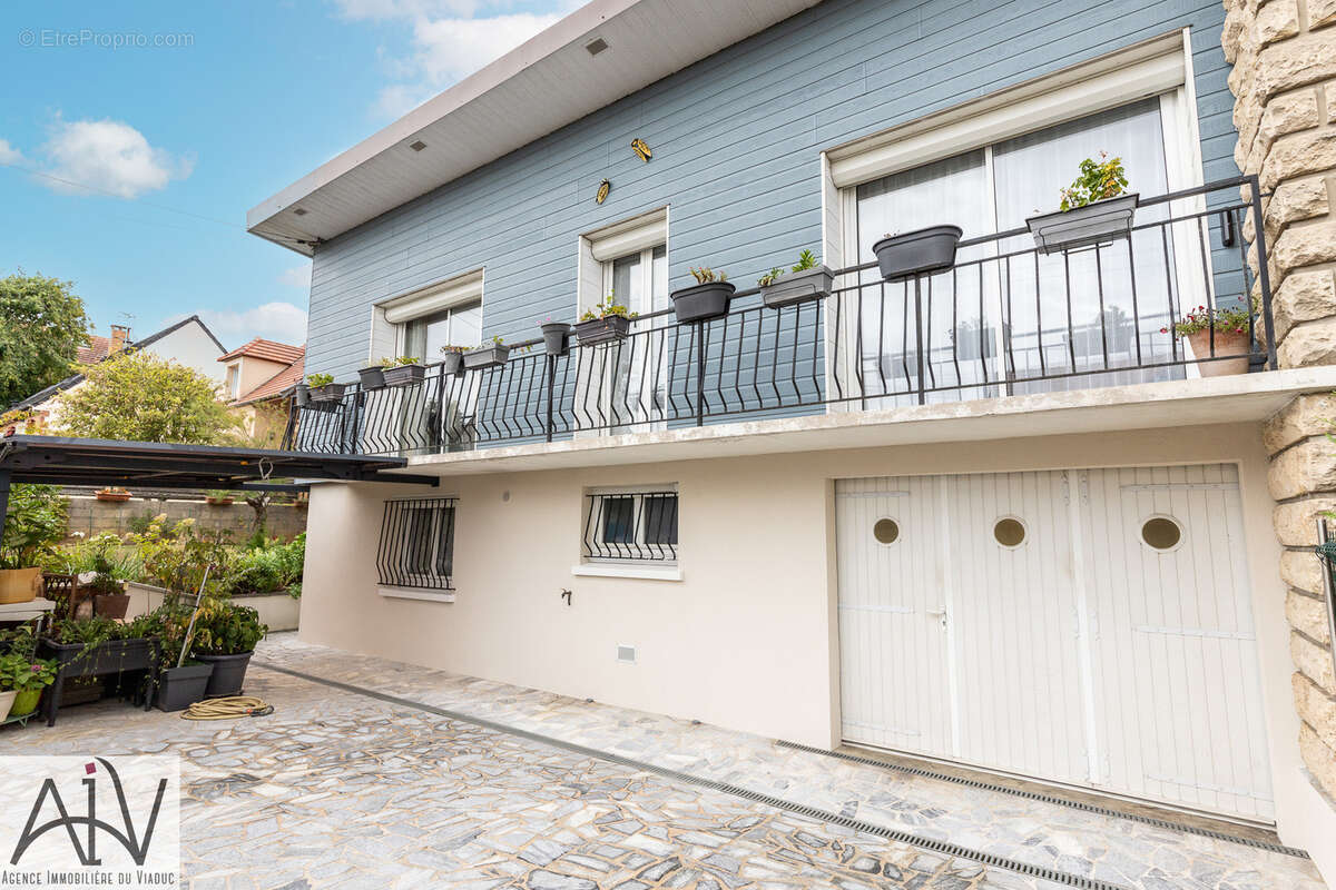 Maison à SAVIGNY-SUR-ORGE