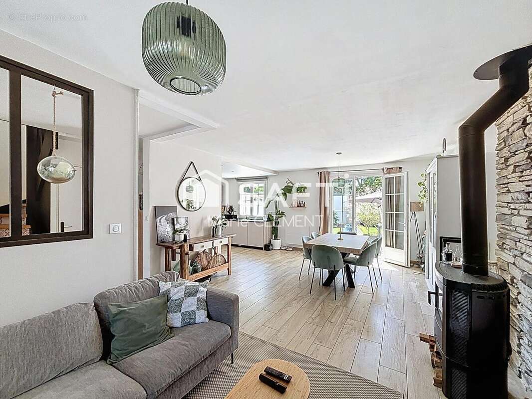 Photo 2 - Maison à PONTAULT-COMBAULT