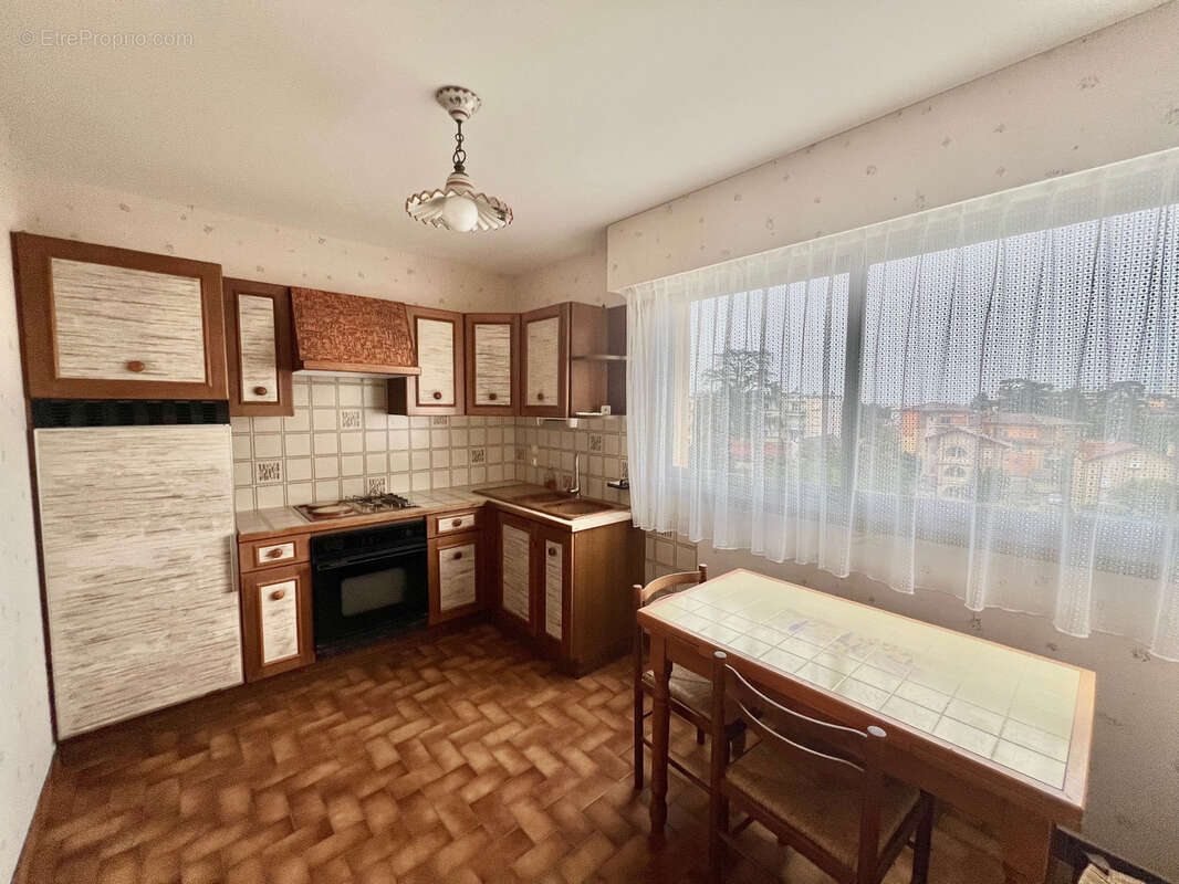 Appartement à ROMANS-SUR-ISERE