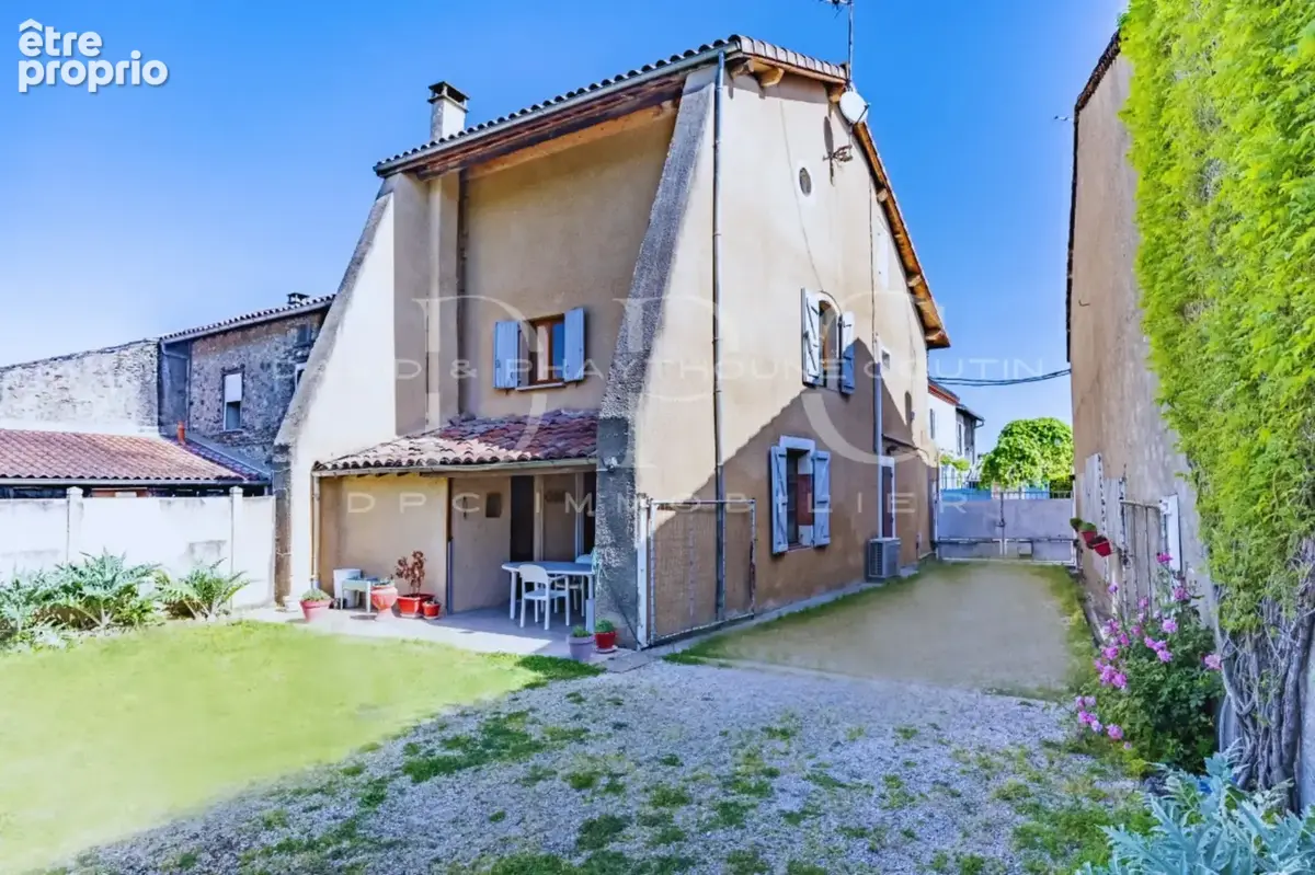 MARTRES TOLOSANE - Maison de Village - 96 m2 - 4 Pièces - terrain de 2700m2 avec dépendances - photo 12