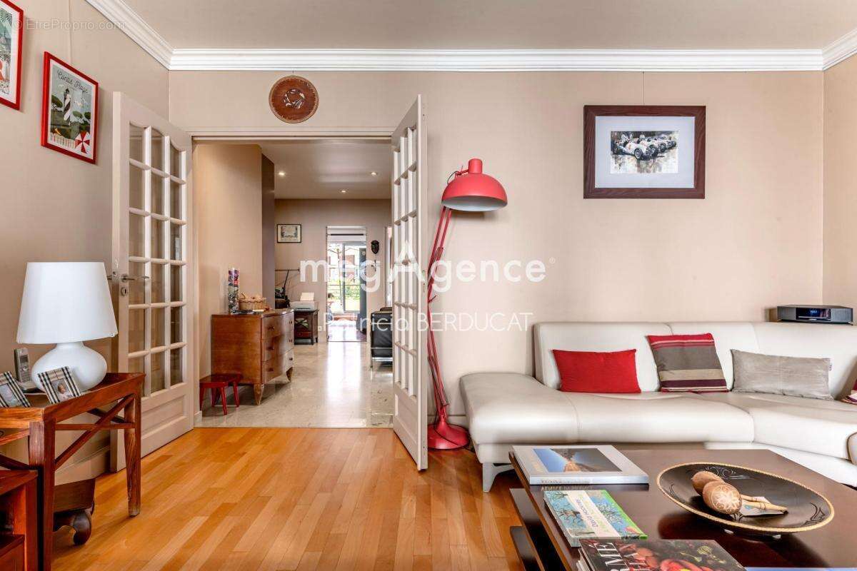 Appartement à SAINT-MANDE