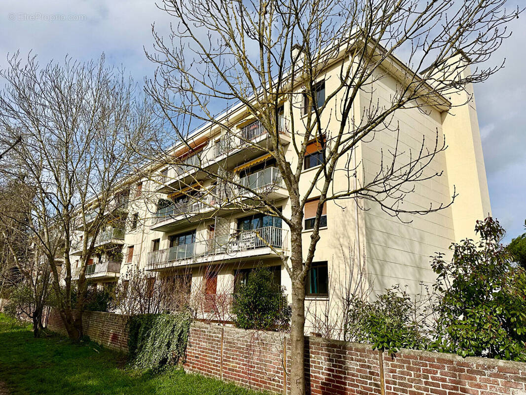 Appartement à MAISONS-LAFFITTE