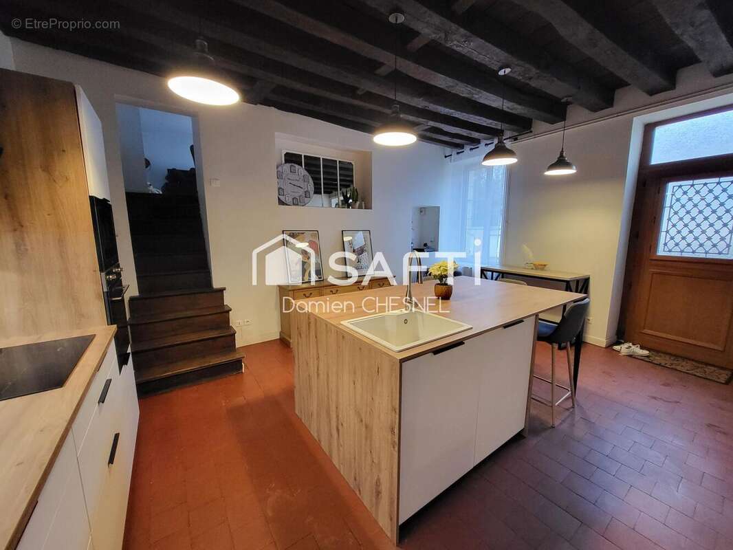 Photo 2 - Maison à SAINT-AMAND-MONTROND