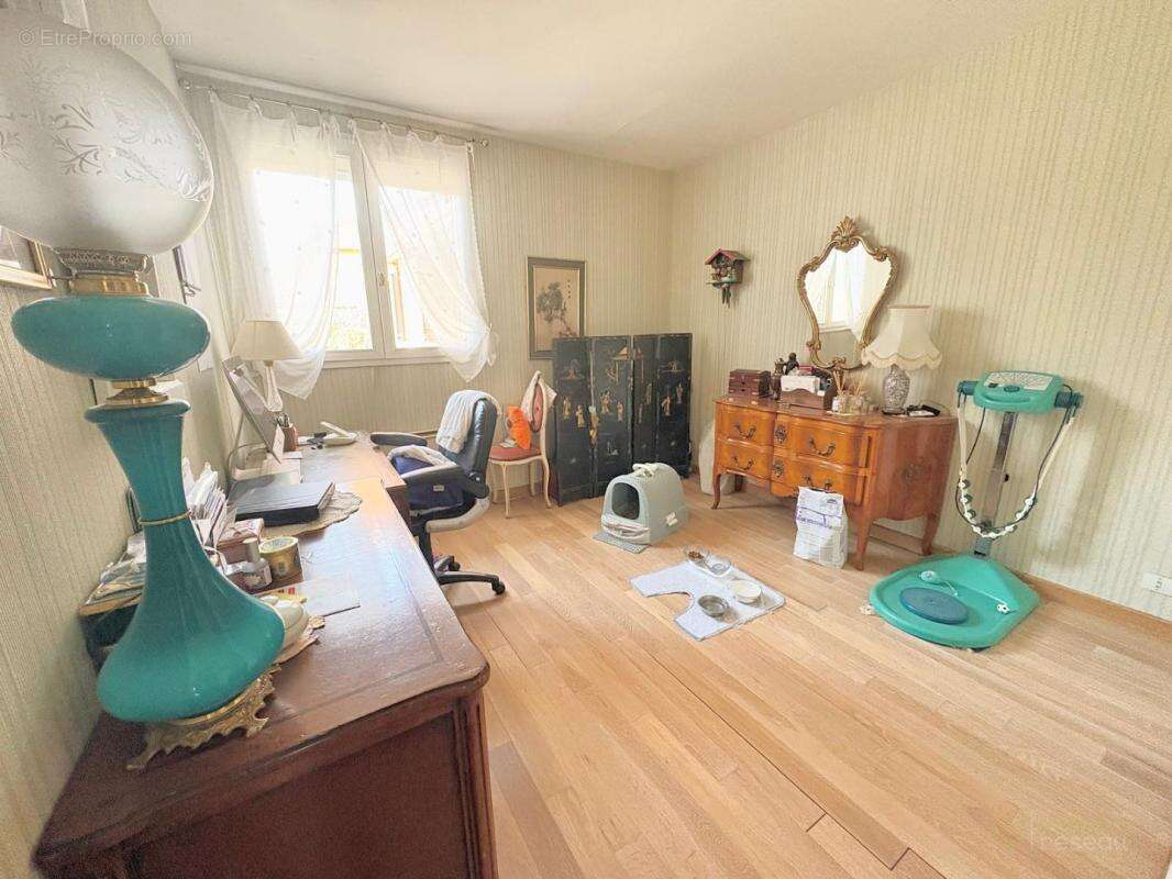 Maison à OZOIR-LA-FERRIERE