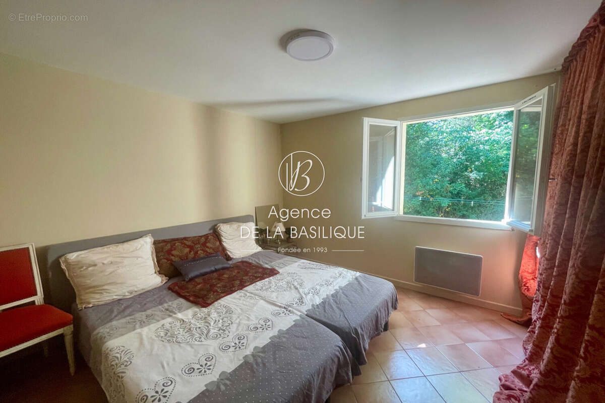 Maison à SAINT-MAXIMIN-LA-SAINTE-BAUME