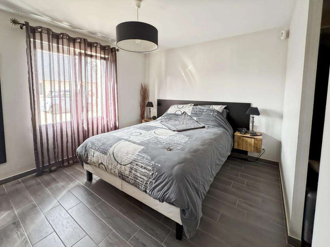 Maison à MONTLOUIS-SUR-LOIRE