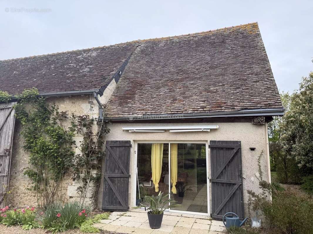 Maison à VILLEDIEU-LE-CHATEAU