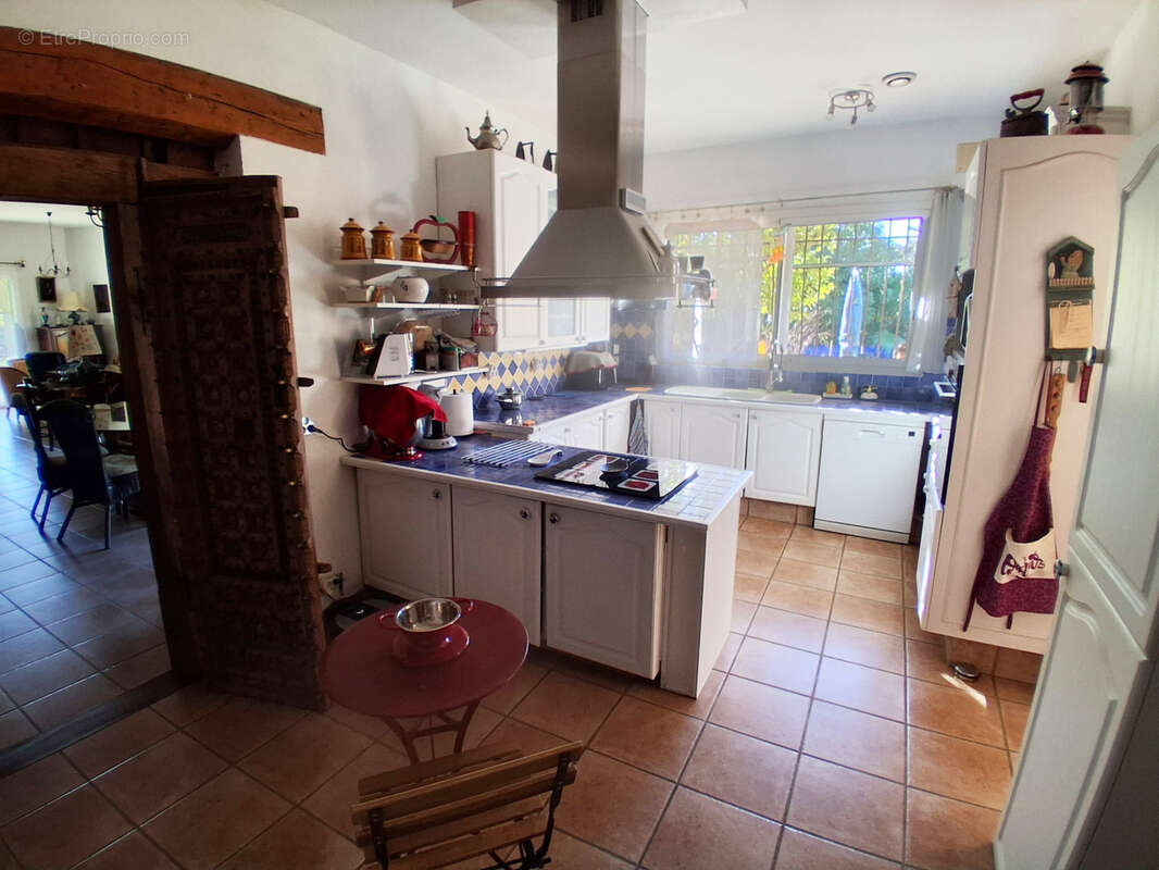 Maison à LA CRAU