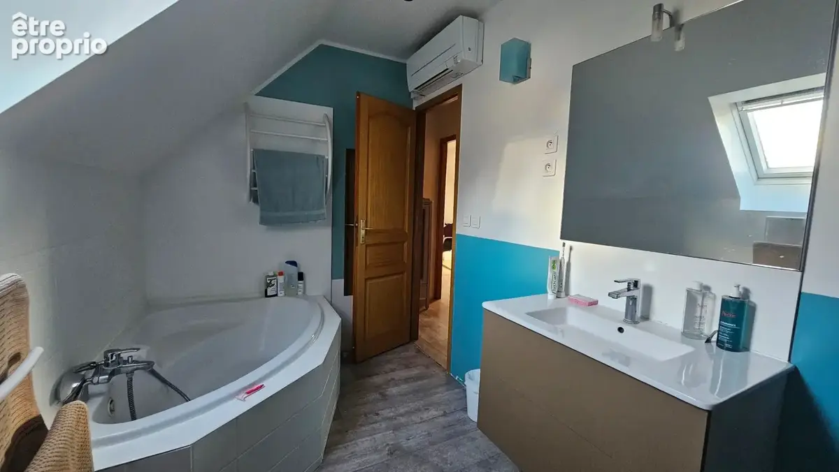 Maison  6 pièce(s) 128 m2  quartier MAROC - photo 7
