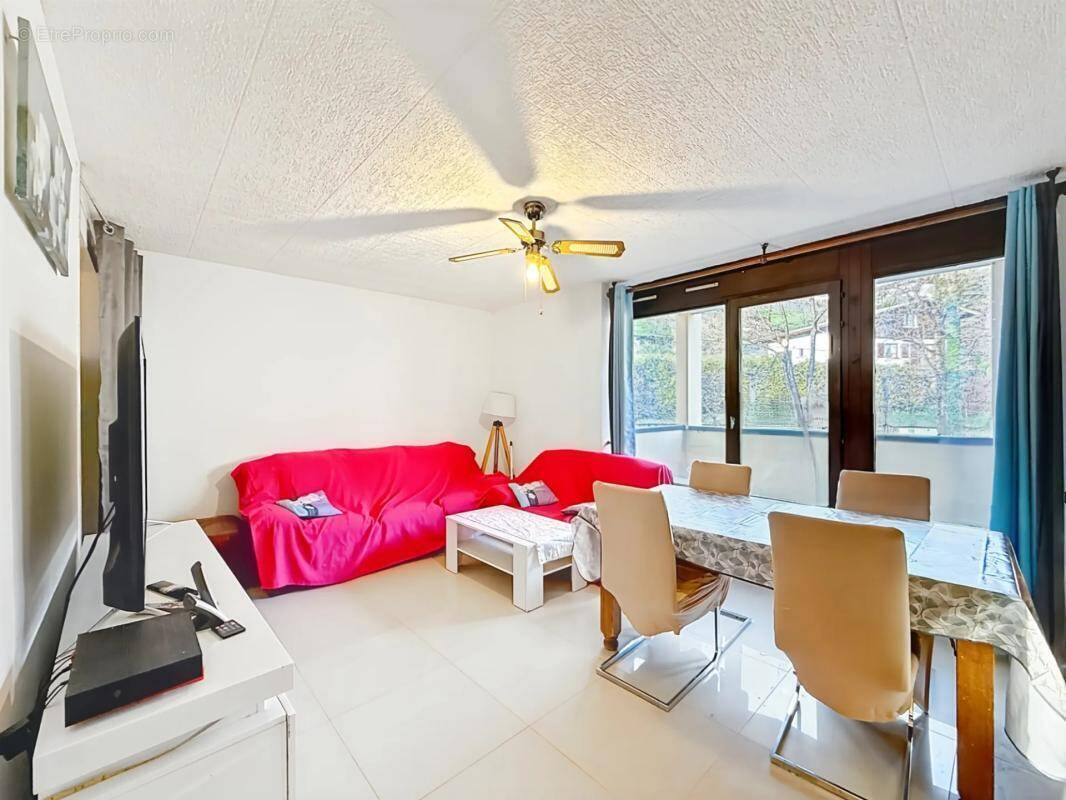 Appartement à MARIGNIER