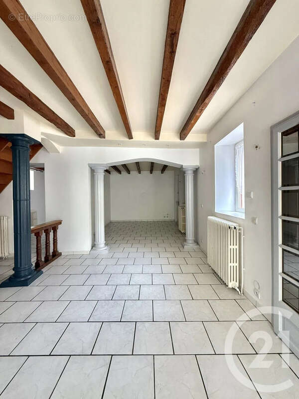 Maison à MOULINS
