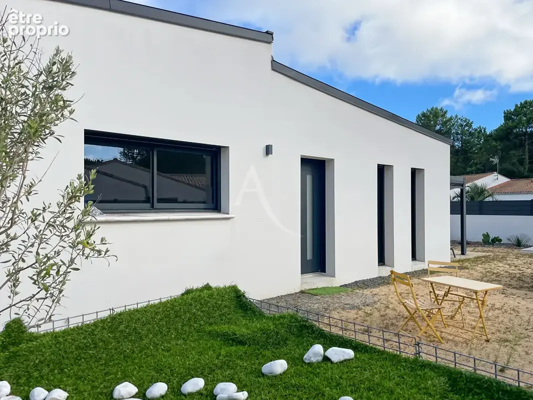 Photo Maison à Saint-Jean-De-Monts au prix de 348 300€