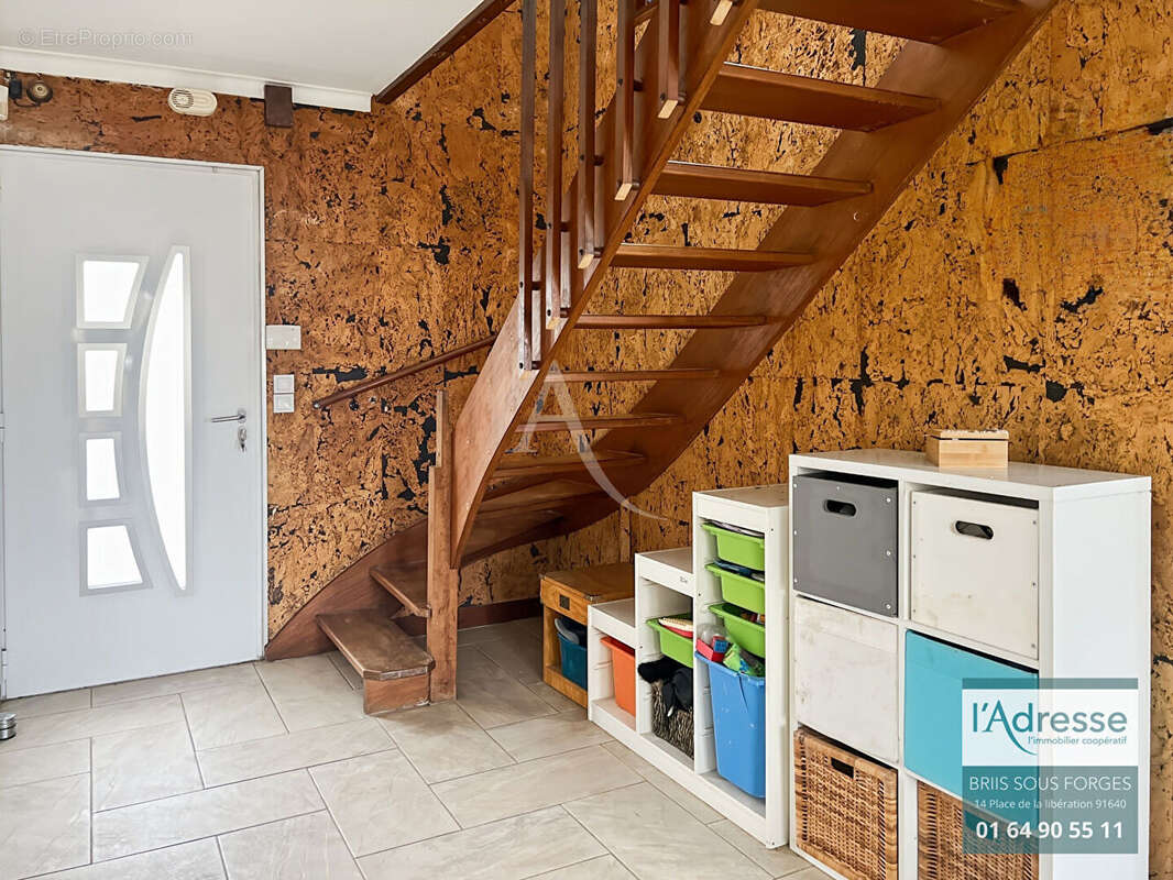 Maison à VAUGRIGNEUSE