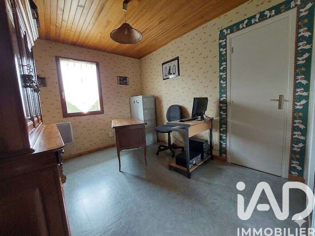 Photo 6 - Maison à LAGORCE