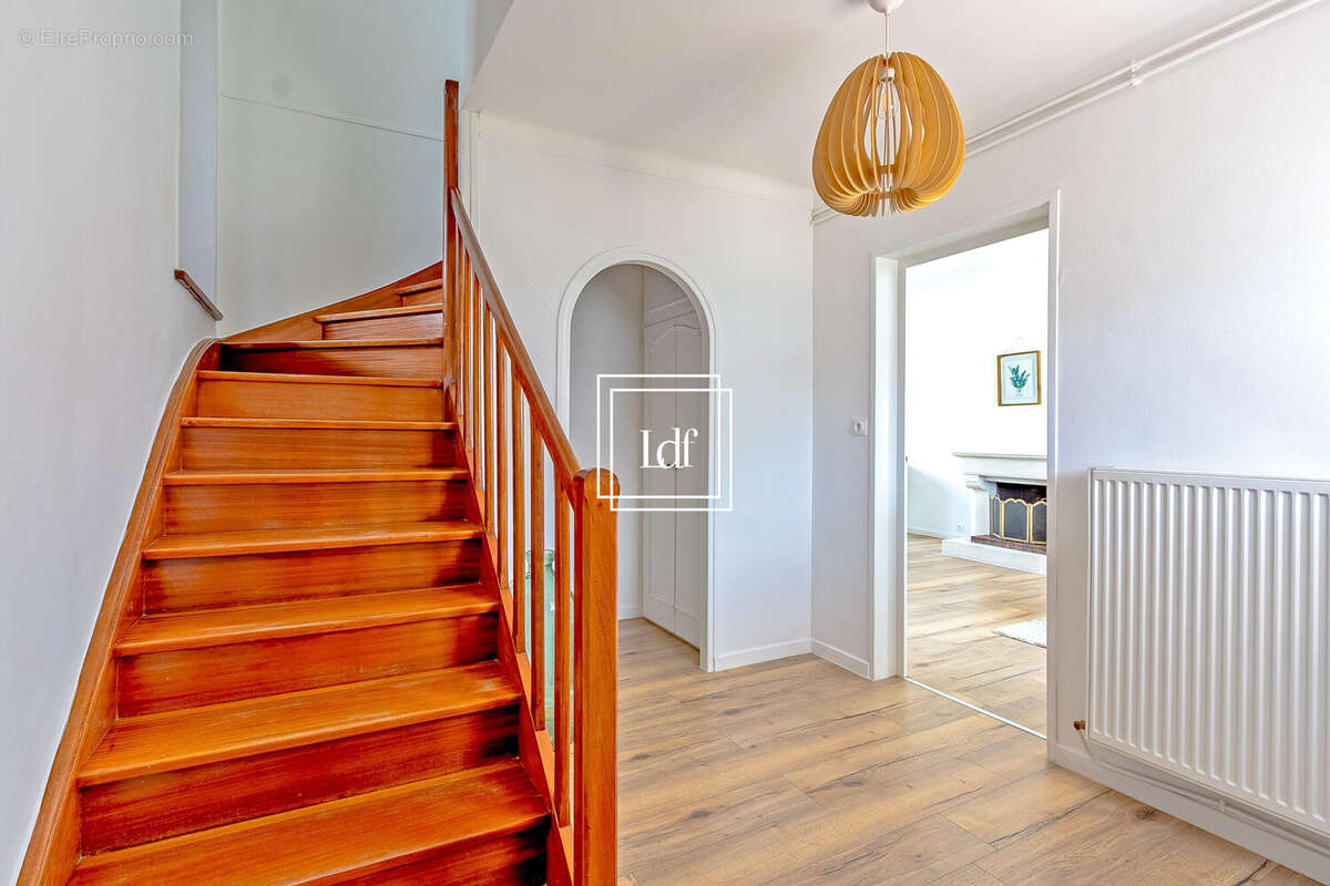 Maison 98 m² à Faches-Thumesnil  - photo 7