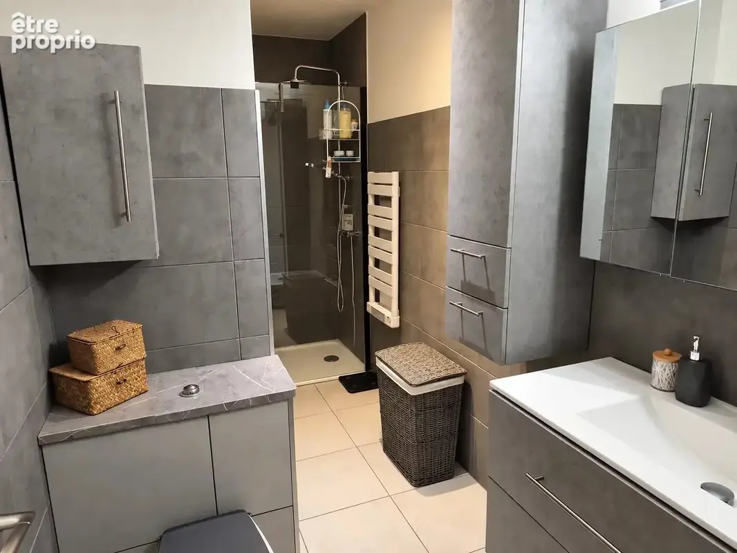 Superbe 3 pièces – terrasse 24 m² – vue dégagée – cave – garage en supplément - photo 11