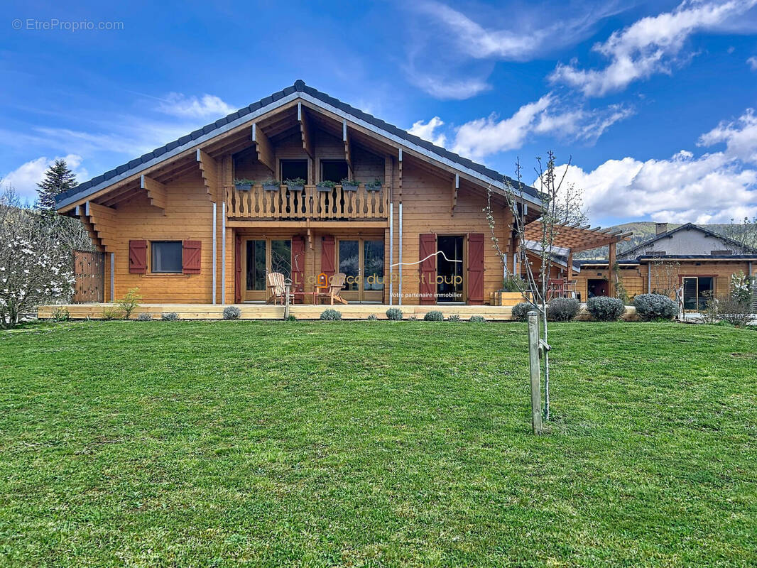 Maison à SAINT-SAUVEUR-CAMPRIEU