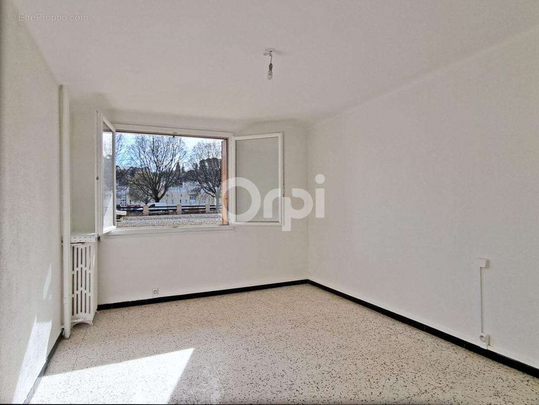 Appartement à ALES