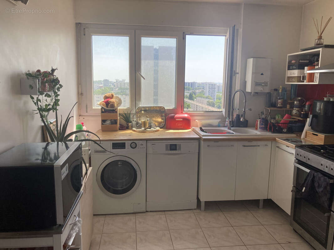Appartement 79 m² à Sarcelles  - photo 3